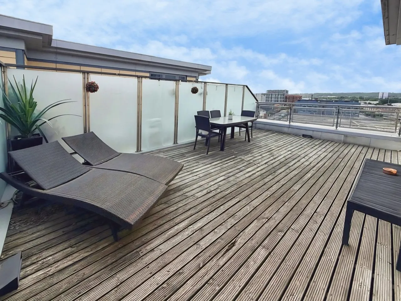 Balmoral Place, Brewery Wharf, LS10, photo 2