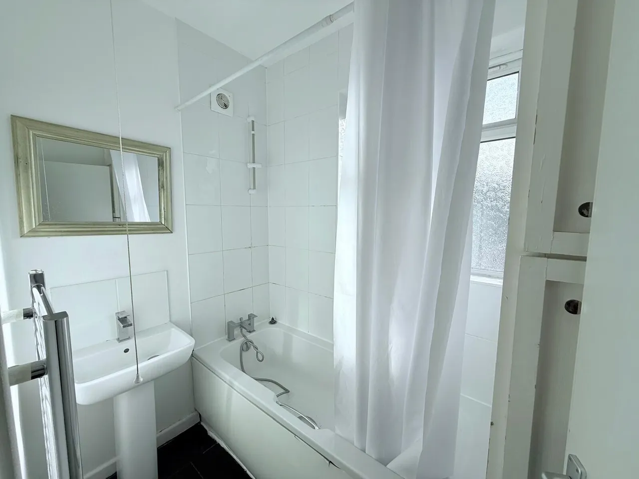 Arnesby Road, Nottingham, NG7, photo 5