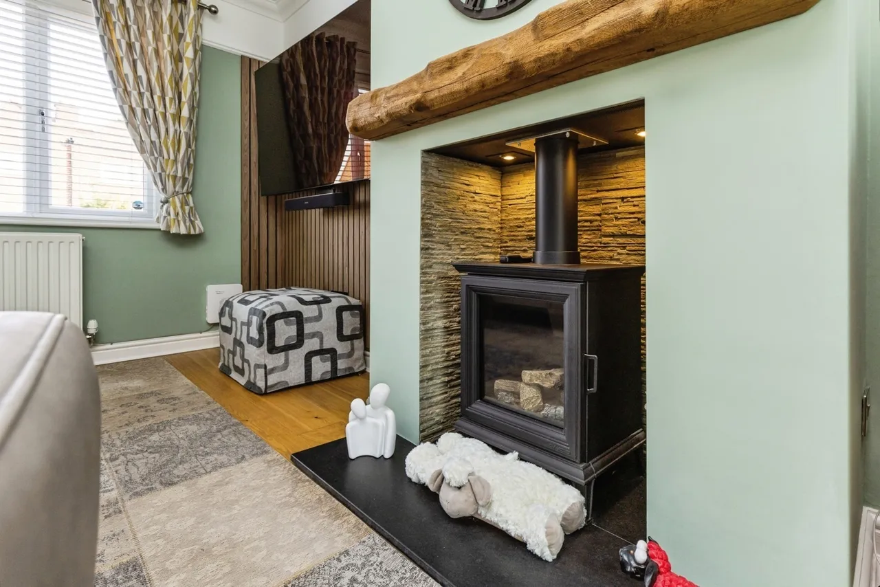 Mainwaring Drive, Saltney Ferry, CH4, photo 8