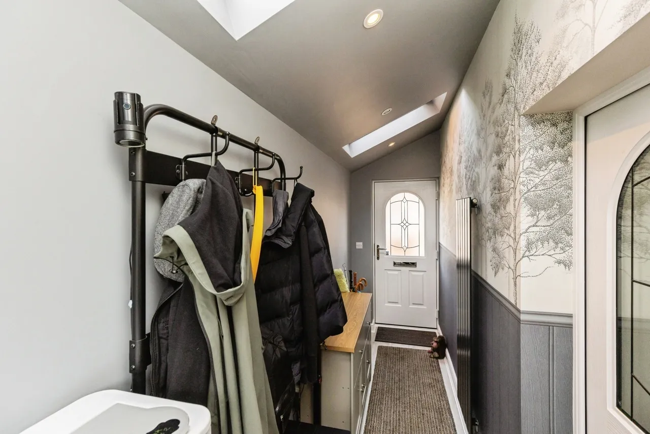 Mainwaring Drive, Saltney Ferry, CH4, photo 10