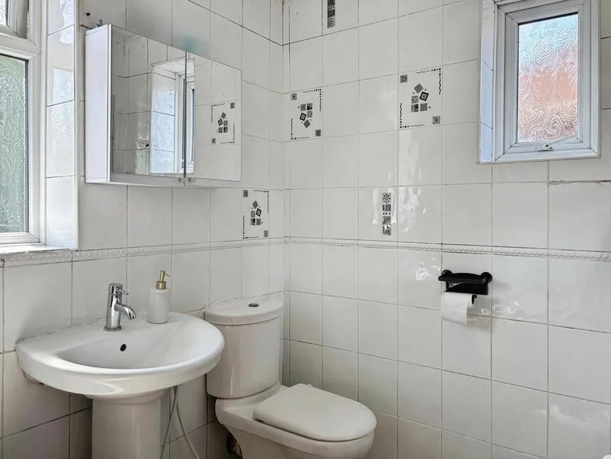 Holt Road, Burbage, Leicestershire, LE10, photo 8