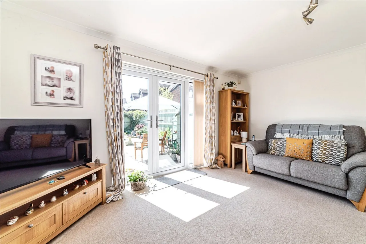 Penbere Close, Pamber Heath, RG26, photo 8