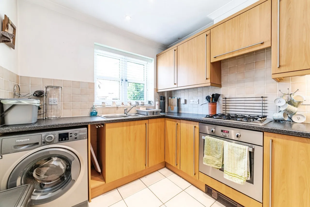 Penbere Close, Pamber Heath, RG26, photo 5