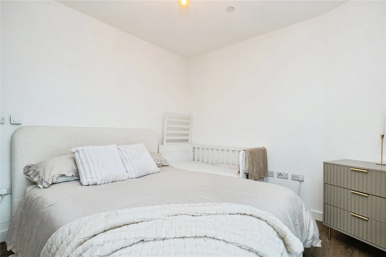Dipper Drive, London, E3, photo 16