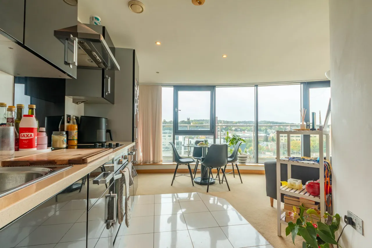 Salts Mill Road, Shipley, BD17, photo 2