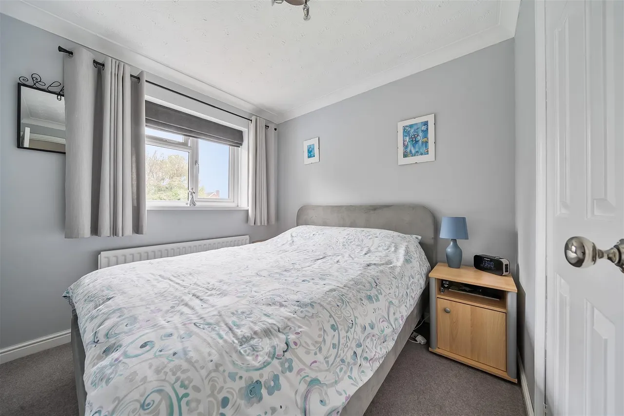New Road, Swanwick, photo 16