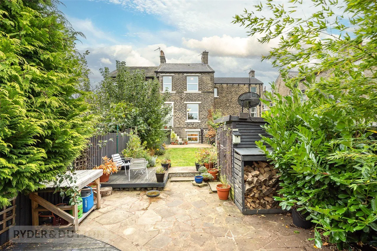 2 bed house for sale, Wessenden Head Road, Meltham, HD9