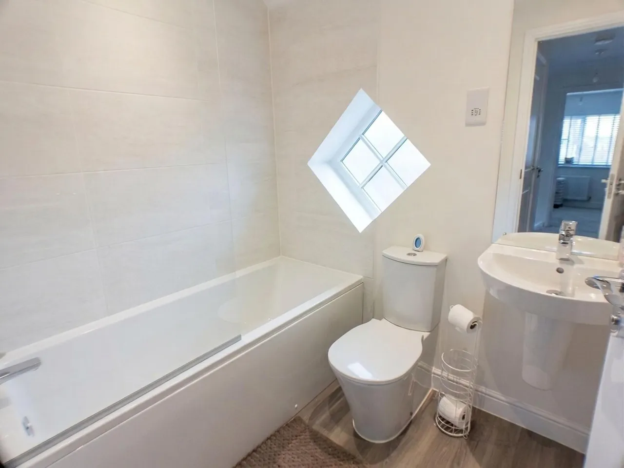 Sedbergh Close, Newton, NG13, photo 12