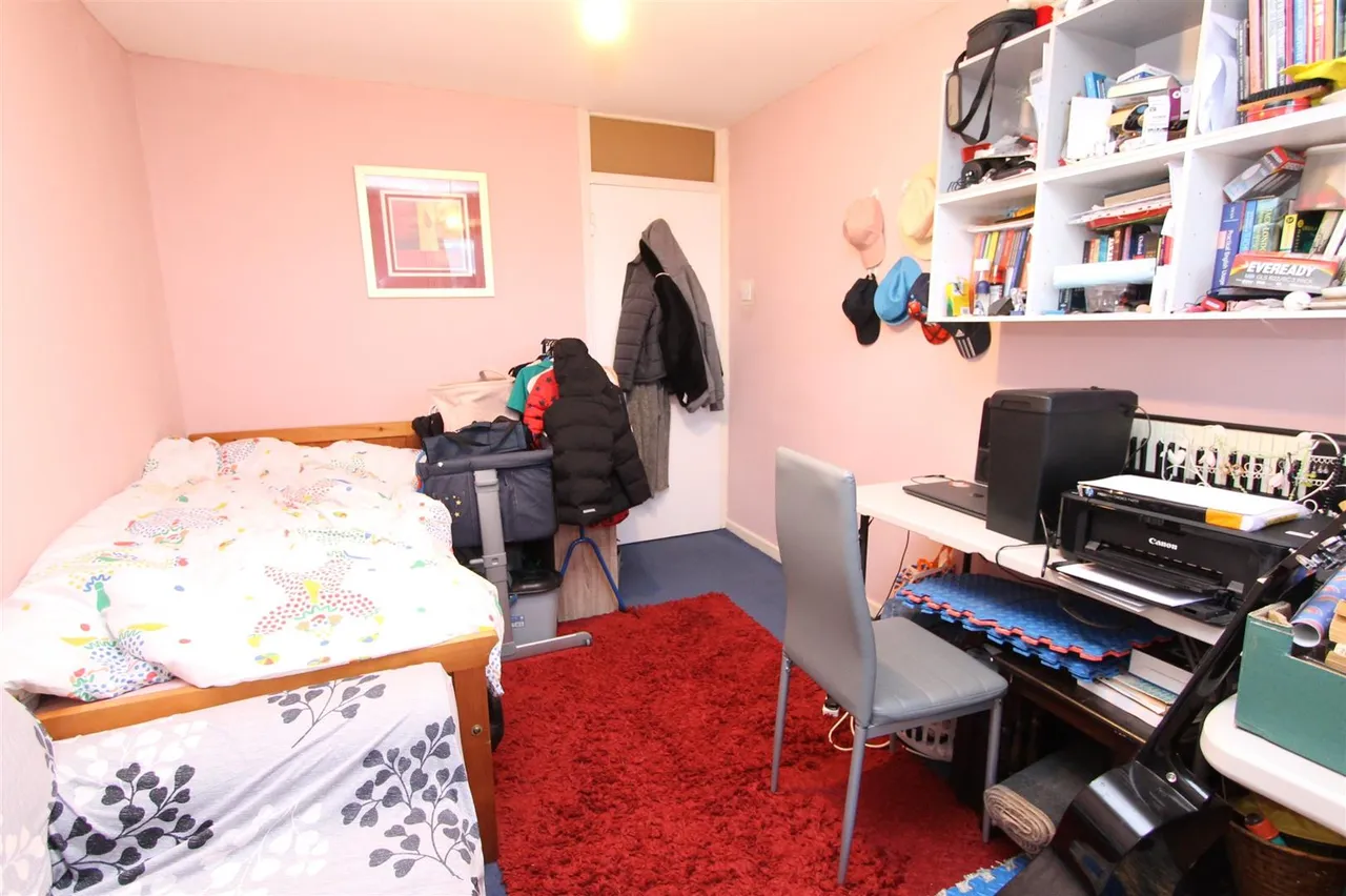 St Cecilia Close, Kidderminster, photo 8