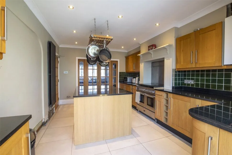 Oakhurst Rise, Carshalton, SM5, photo 6