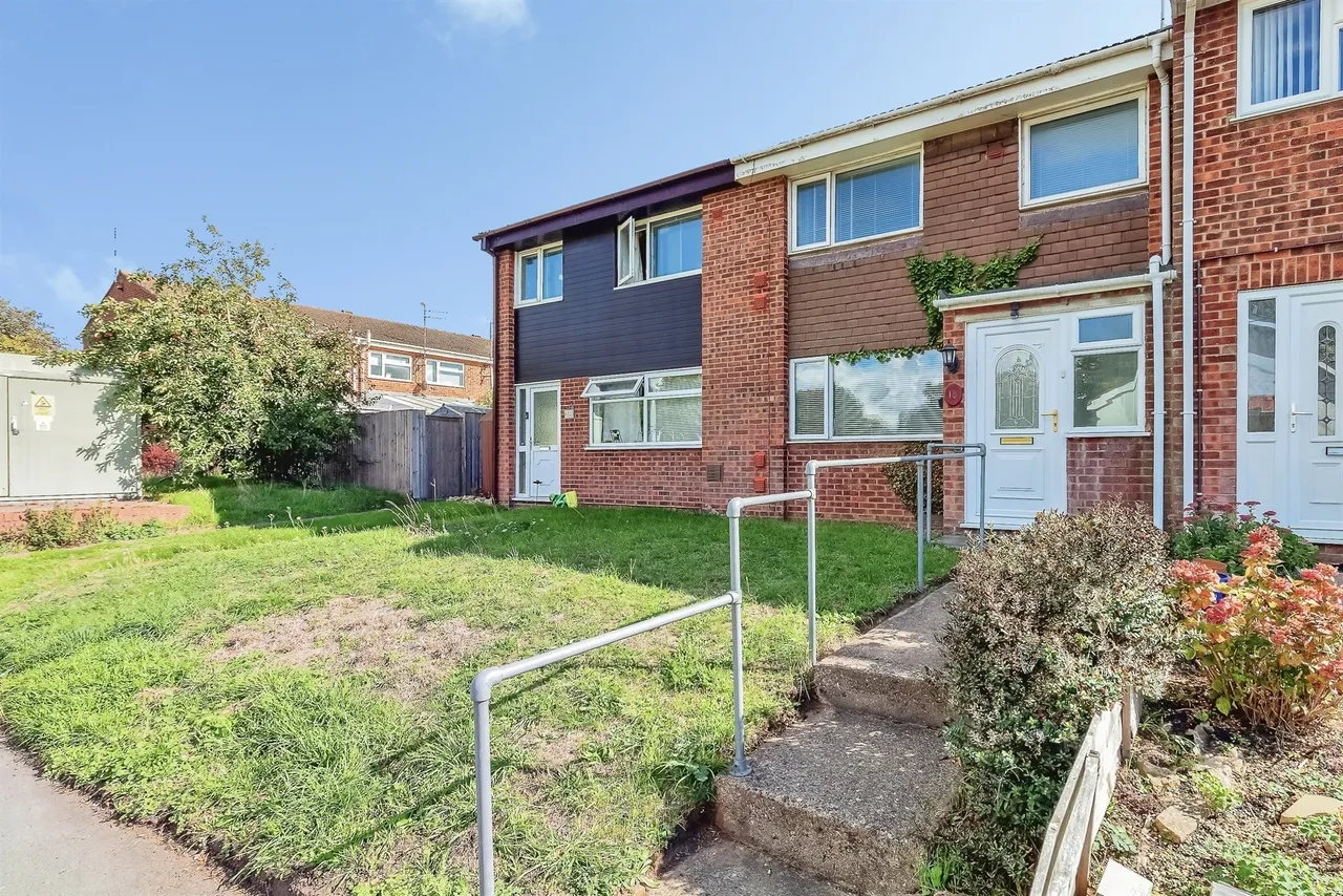 3 bed house for sale, Townsend Road, Wittering, PE8