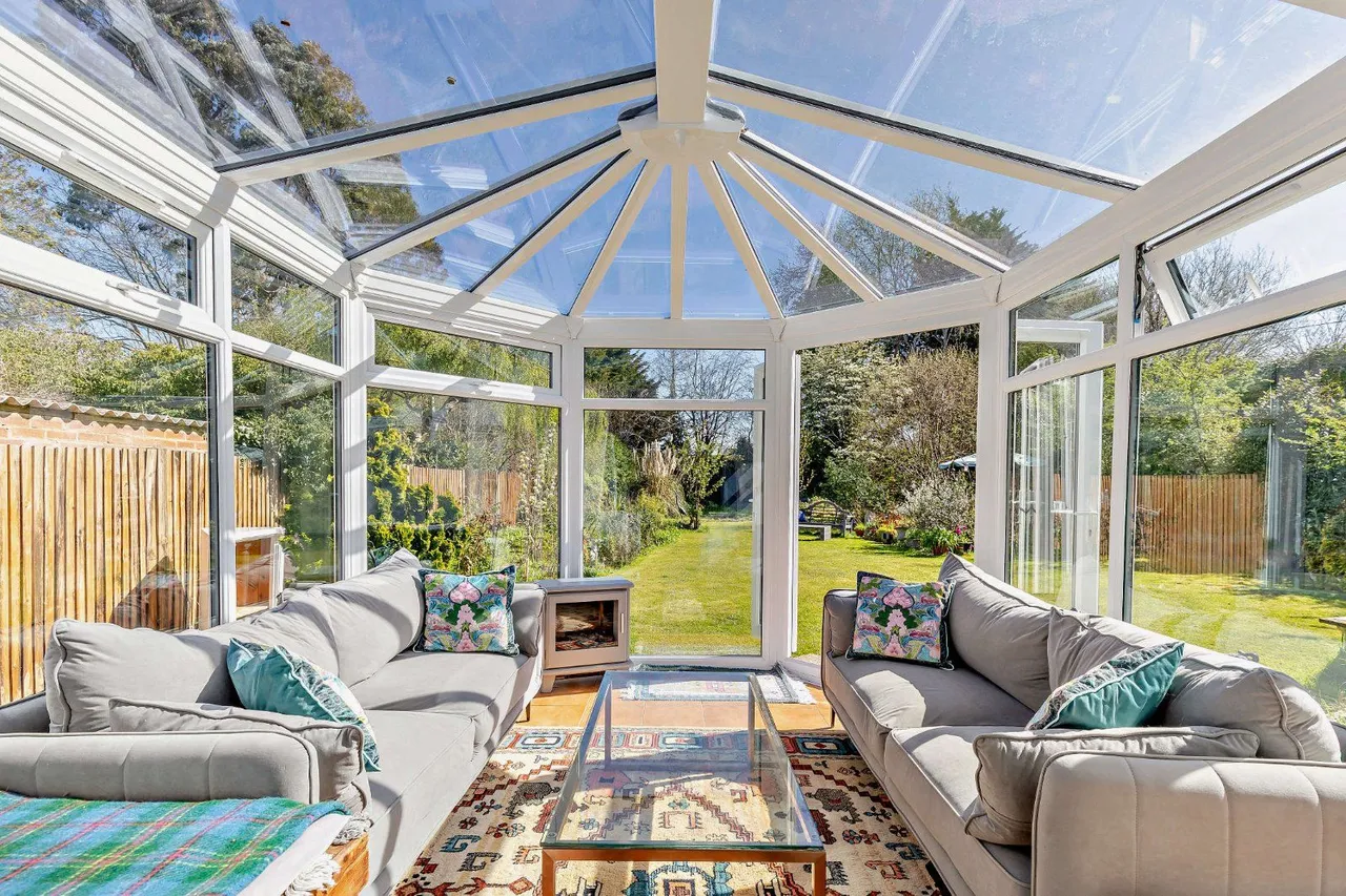 Silkmore Lane, West Horsley, KT24, photo 7