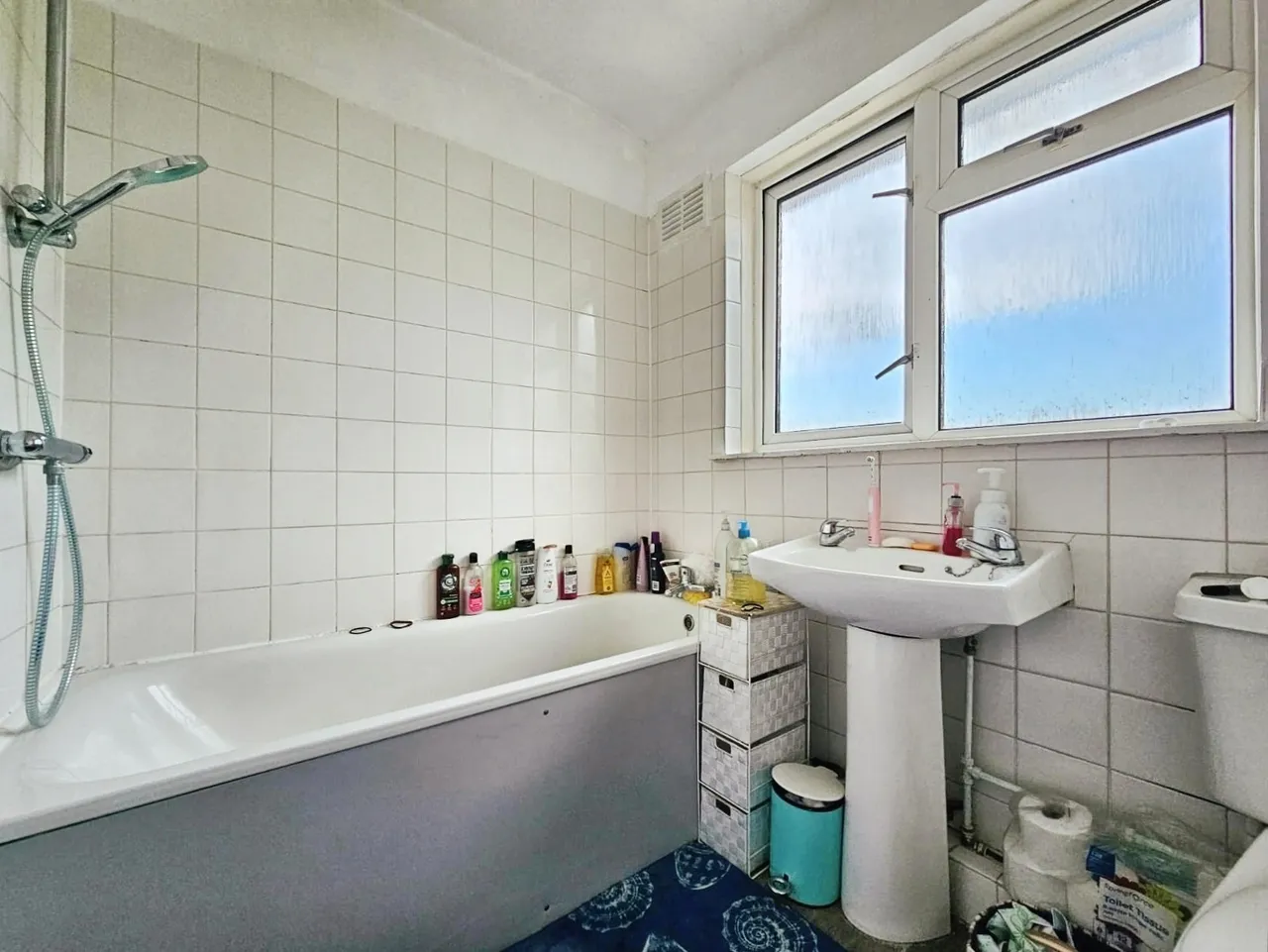 Spinney Drive, Feltham, TW14, photo 8