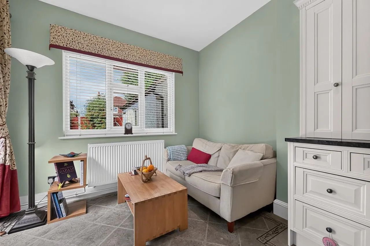 Meadow Bank, Timperley, Cheshire WA15 6QP, photo 12