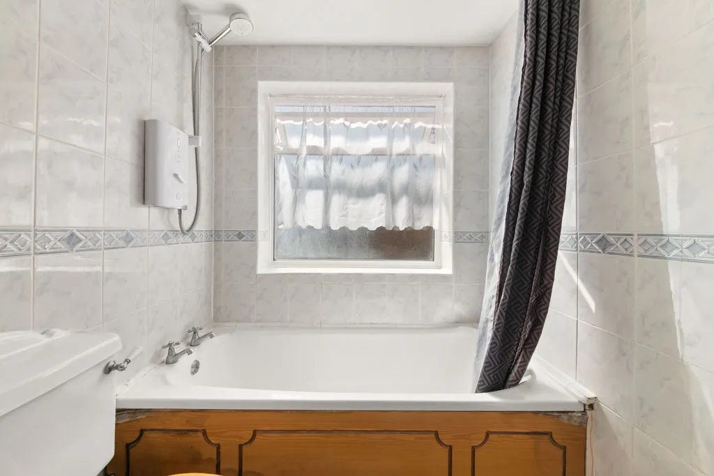 Sycamore Close, Northolt, UB5, photo 7