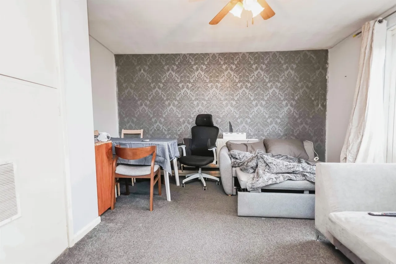 Blue Rock Place, Tividale, Oldbury, photo 5