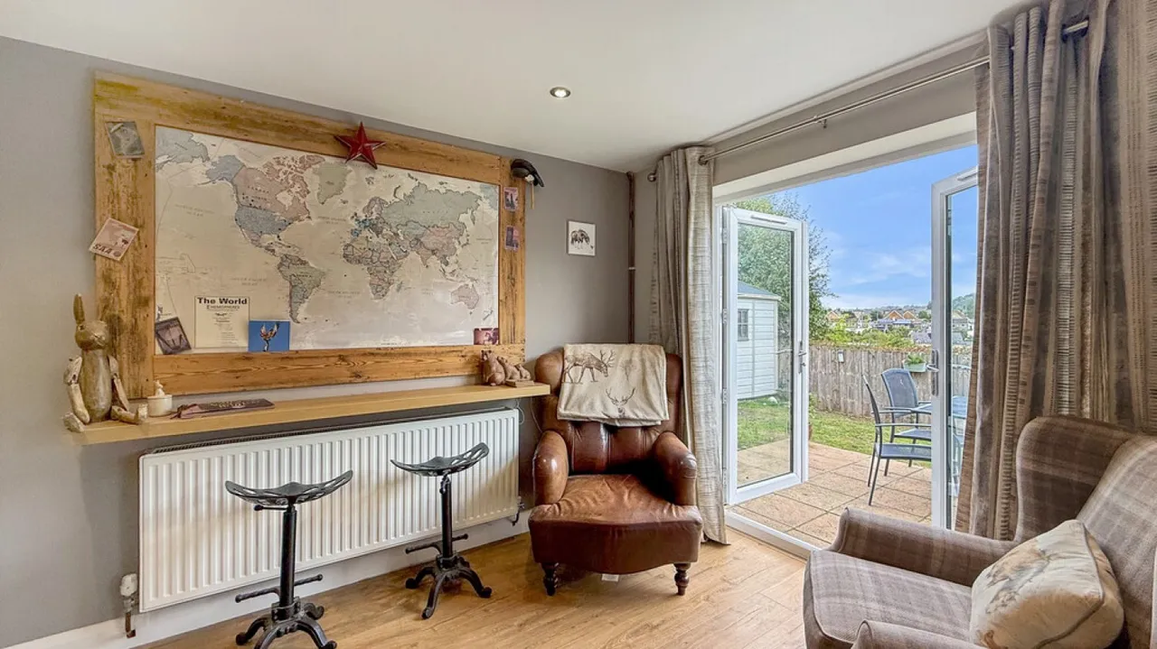 Khyro Close, Warminster, BA12, photo 5