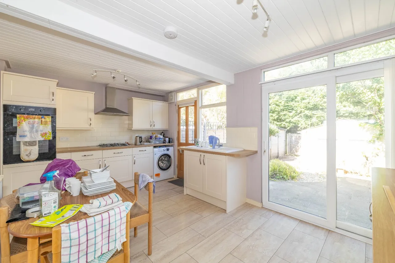 St. Catherines Drive, Faversham, ME13, photo 4