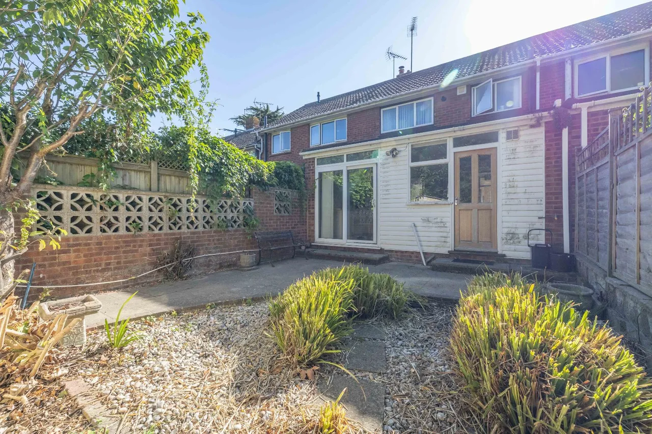 St. Catherines Drive, Faversham, ME13, photo 12