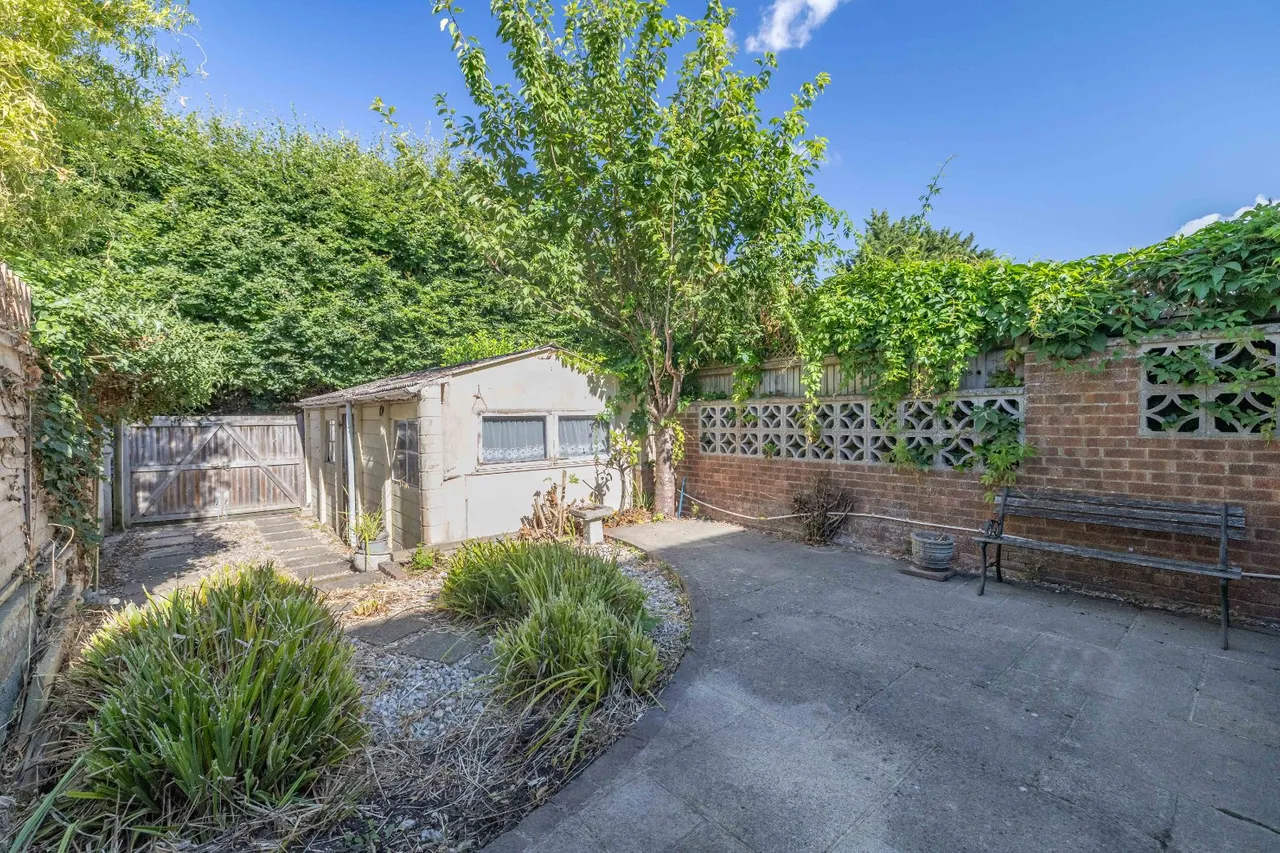 St. Catherines Drive, Faversham, ME13, photo 11