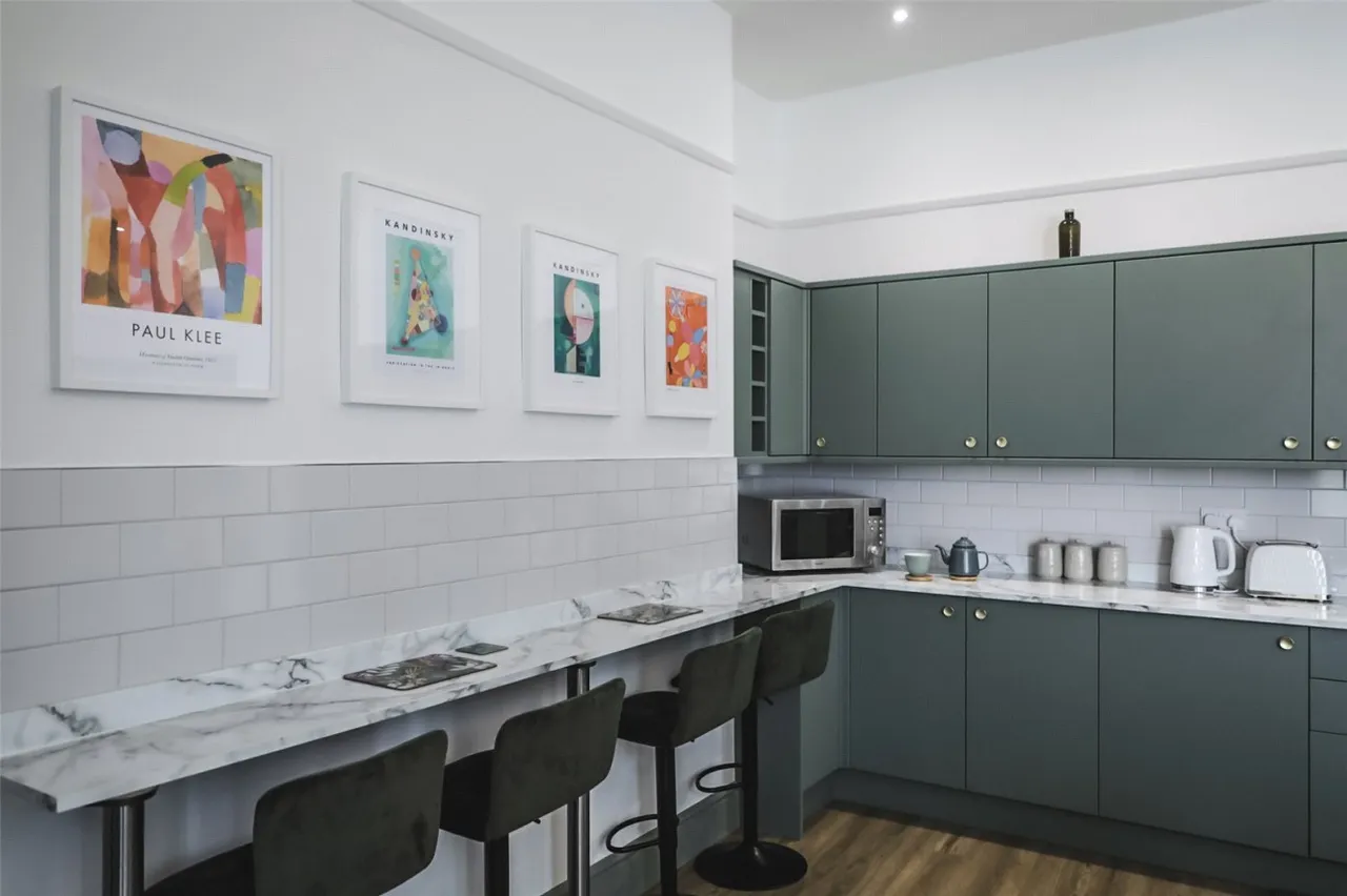 Ellenborough Crescent, Weston-super-Mare, BS23, photo 5