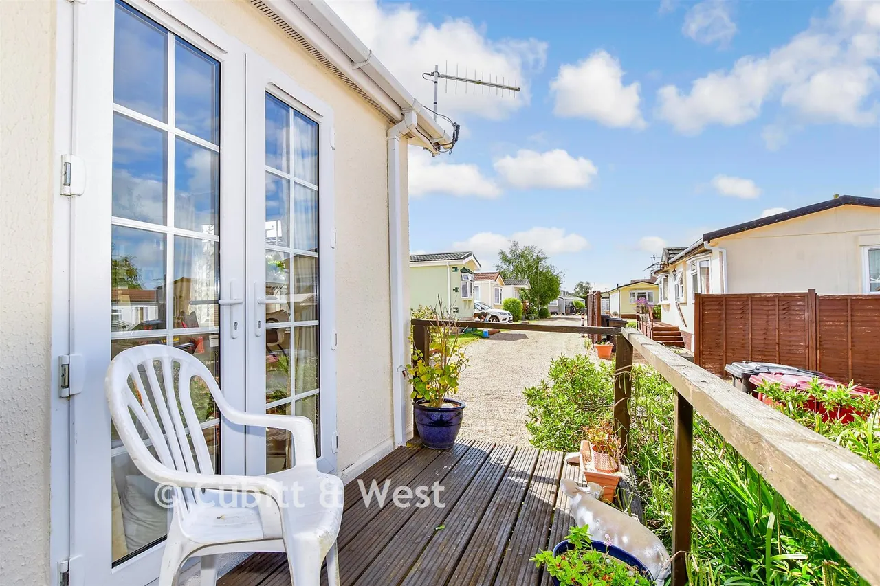 Slipper Road, Emsworth, PO10, photo 9