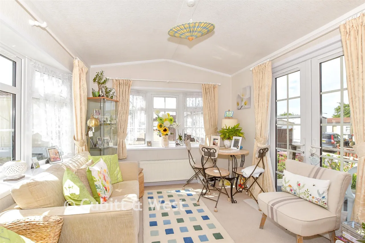 Slipper Road, Emsworth, PO10, photo 3
