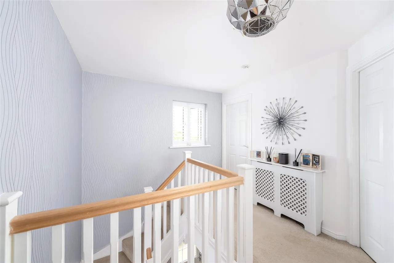 Ratcliffe Close, Old Stratford, MK19, photo 14