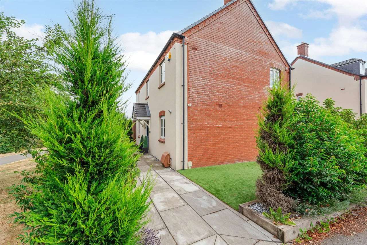 Ratcliffe Close, Old Stratford, MK19, photo 13