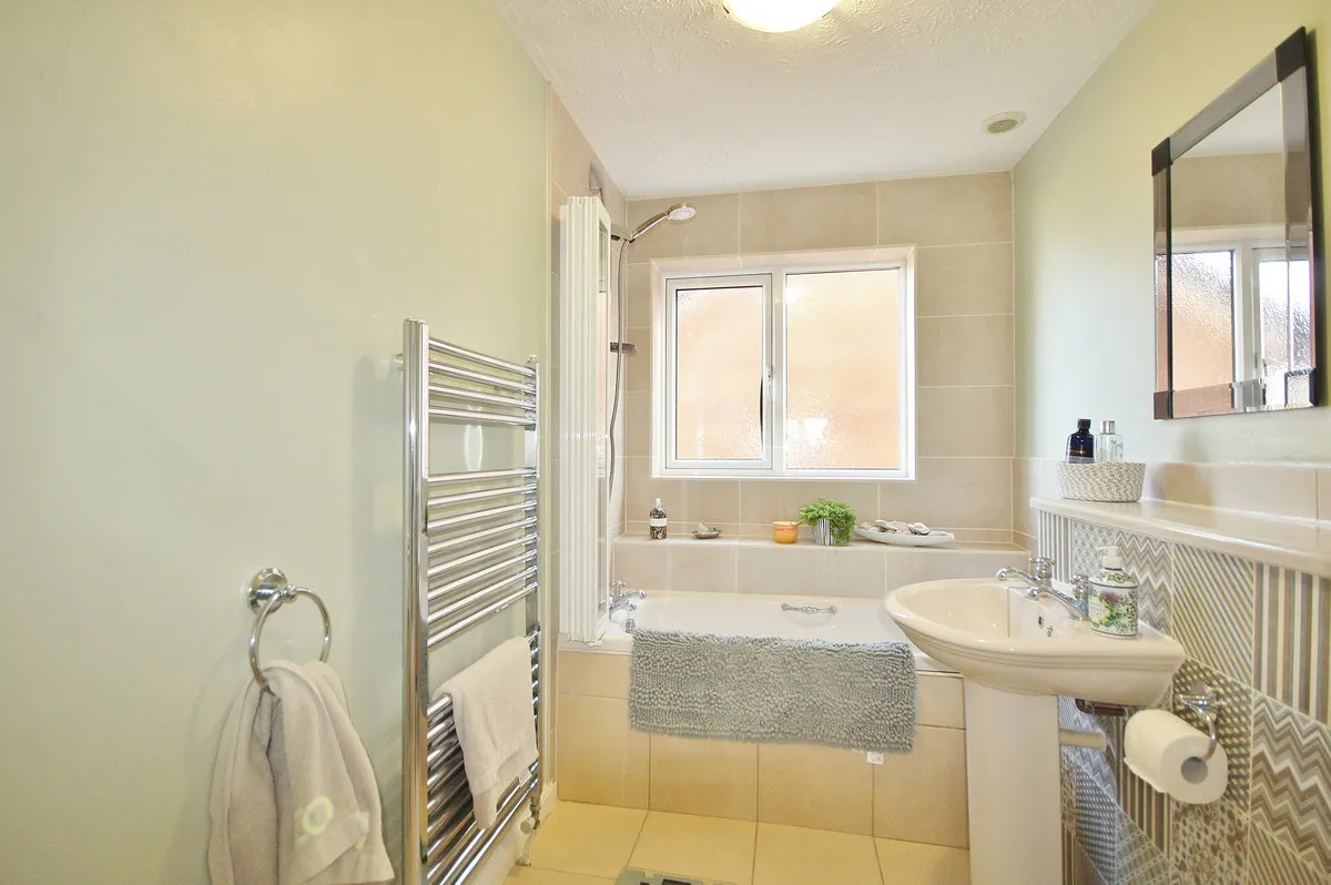 Union Way, Witney, photo 13