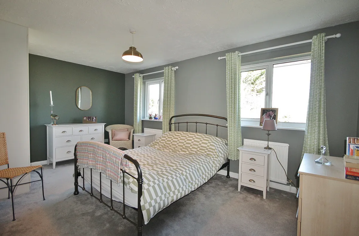 Union Way, Witney, photo 7