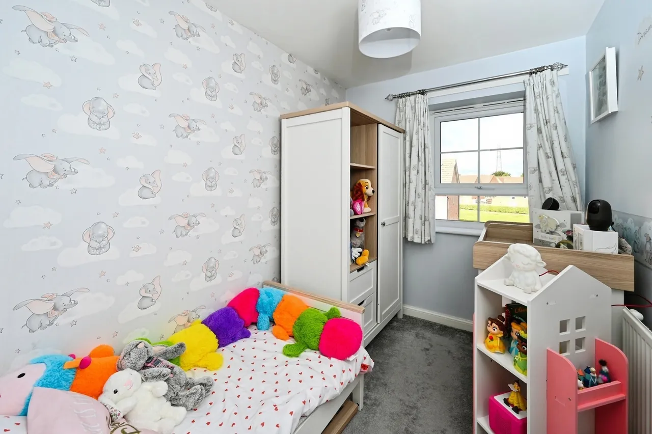 Gressingham Close, Forest Town, Mansfield, Nottinghamshire, NG19, photo 8