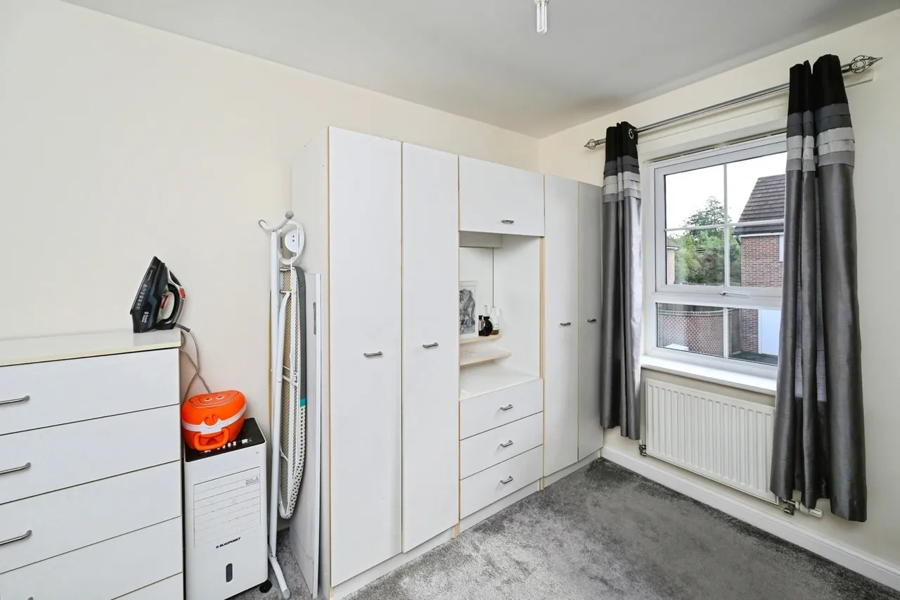 Gressingham Close, Forest Town, Mansfield, Nottinghamshire, NG19, photo 9