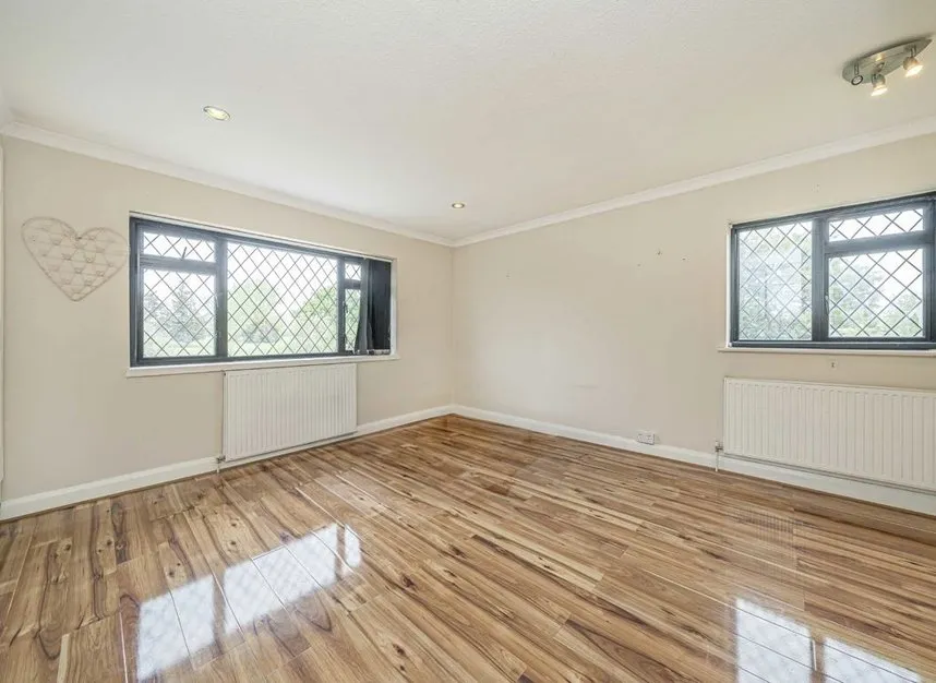 Linden Way, Shepperton, TW17, photo 4