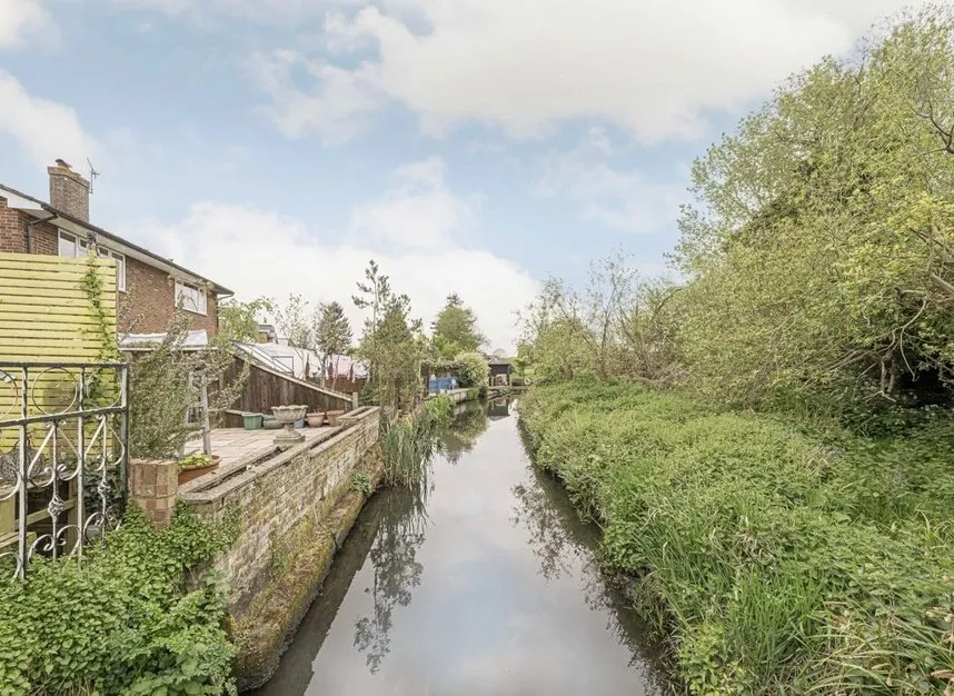 Linden Way, Shepperton, TW17, photo 8