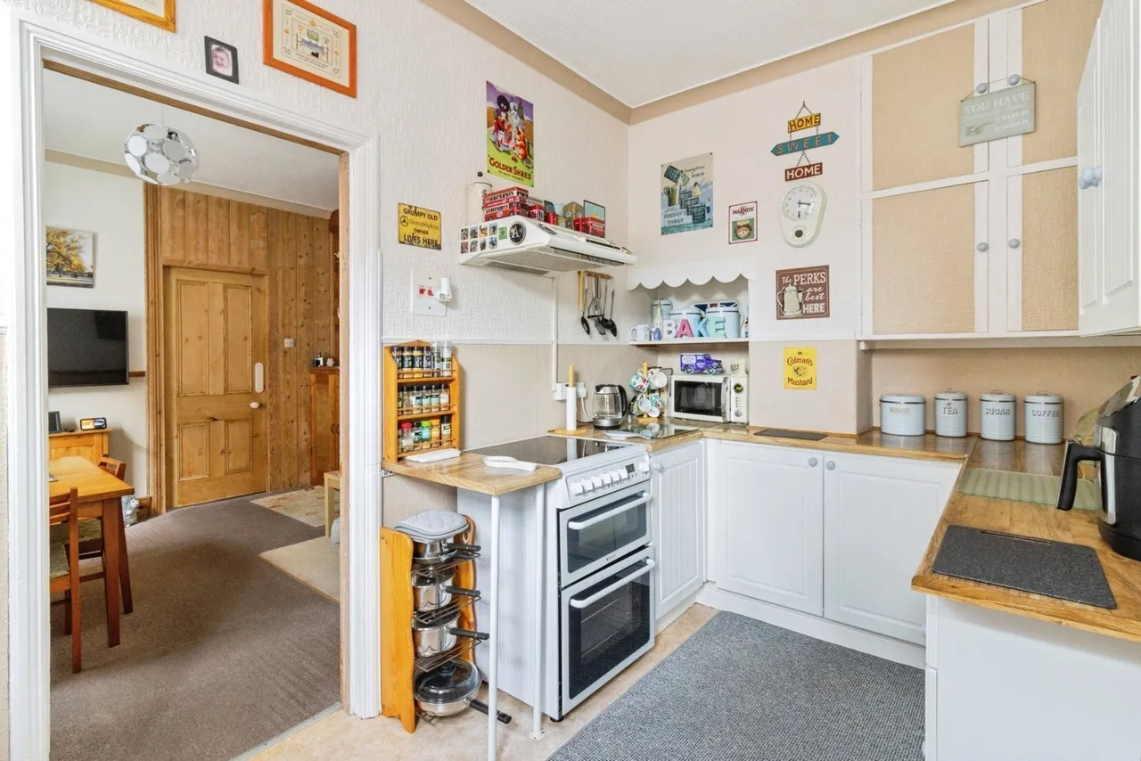 Abbotsbury Road, Newton Abbot, TQ12, photo 8