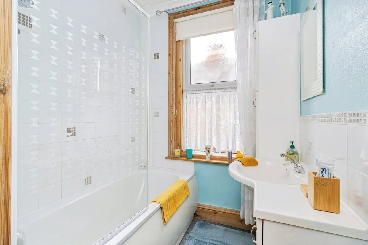 Abbotsbury Road, Newton Abbot, TQ12, photo 12