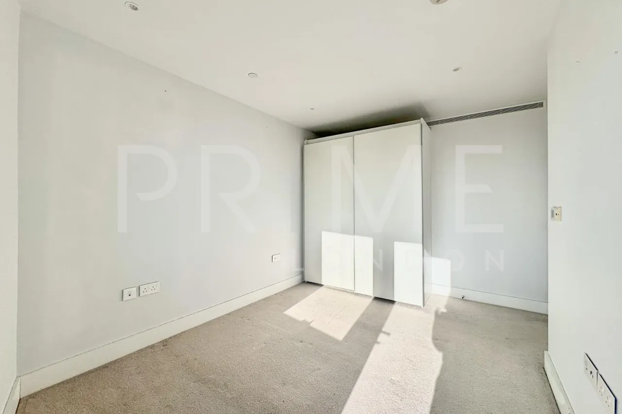 Lombard Road, Battersea, SW11, photo 7