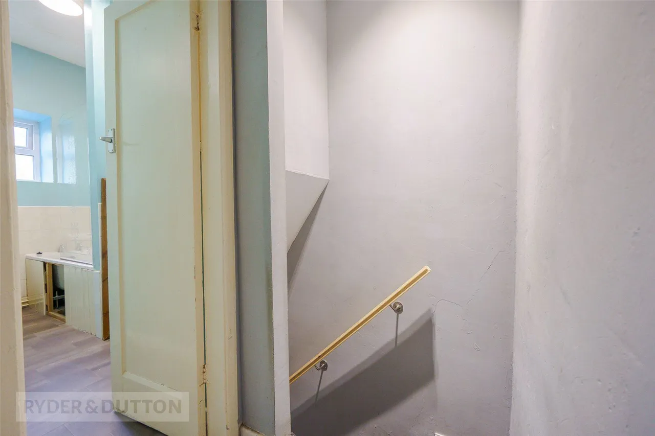 Stoney Royd Terrace, Halifax, HX3, photo 11