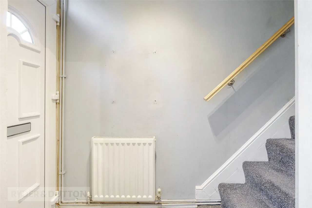 Stoney Royd Terrace, Halifax, HX3, photo 13