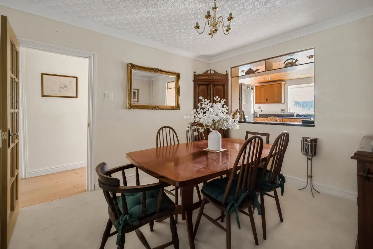 Austin Avenue, Laleston, CF32, photo 8