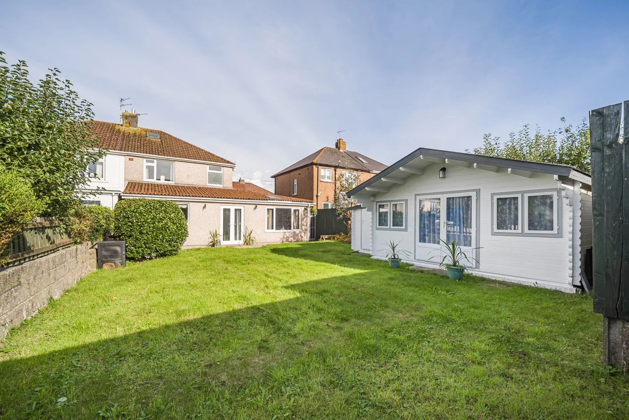 Austin Avenue, Laleston, CF32, photo 33