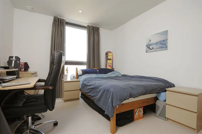 Parkview Queens Road, Hersham KT12 5LU, photo 7