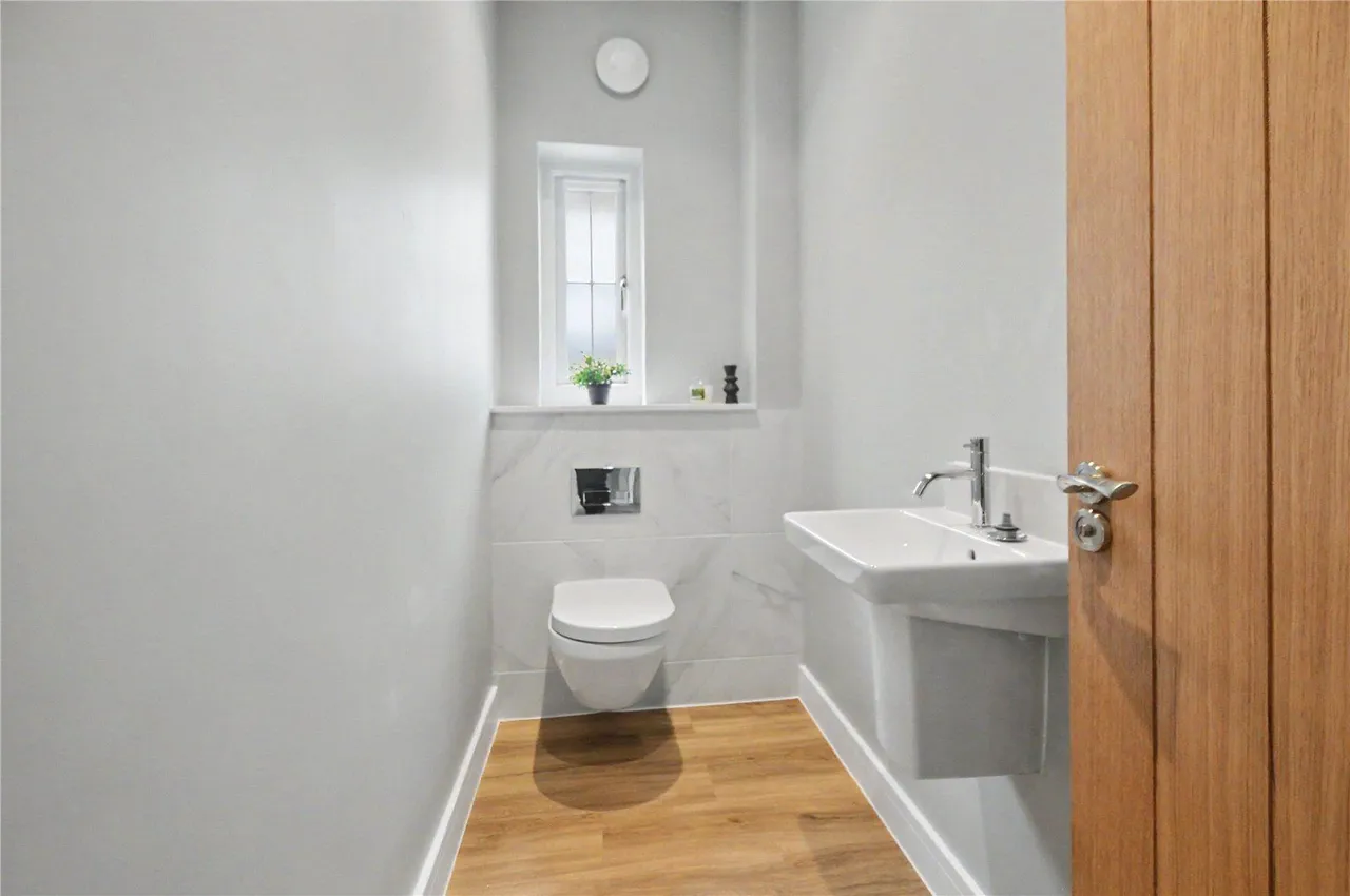 Stanhope Gardens, West Farm, LS24, photo 9