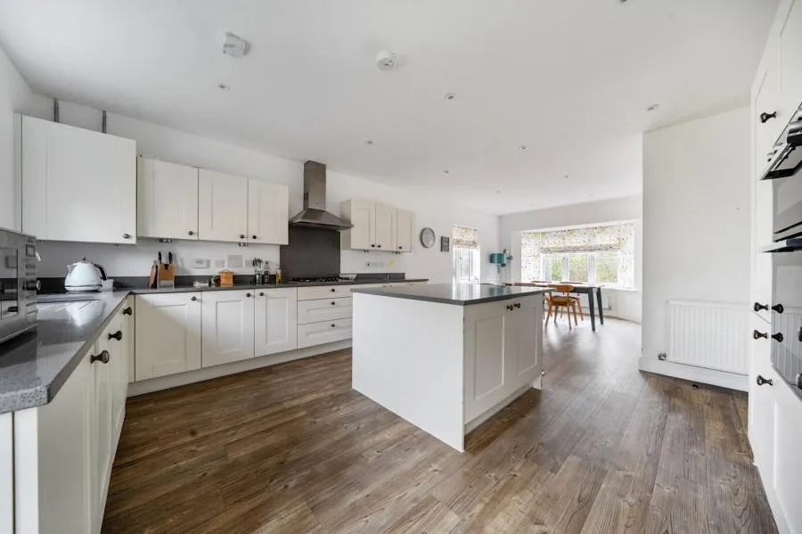 Church Road, Long Hanborough, OX29, photo 8