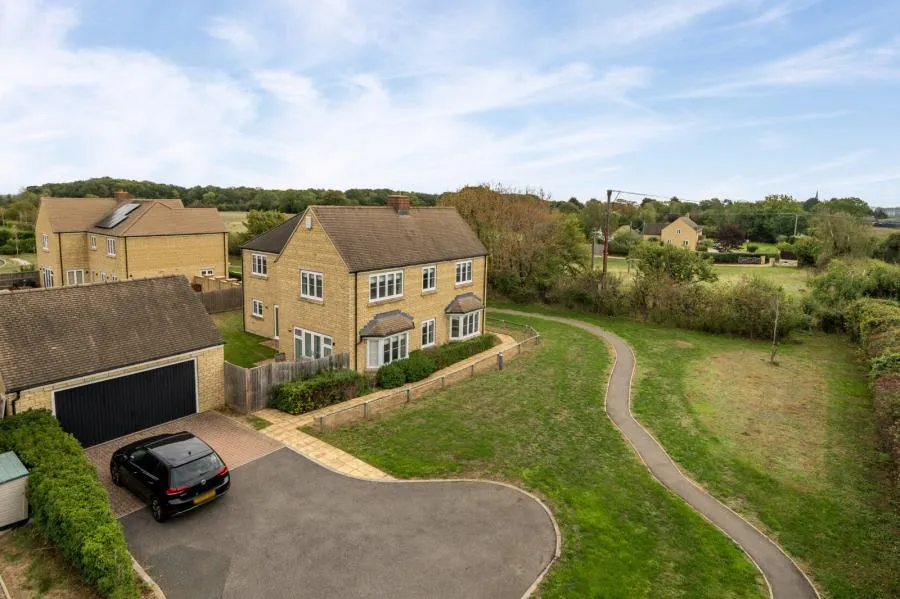 Church Road, Long Hanborough, OX29, photo 2