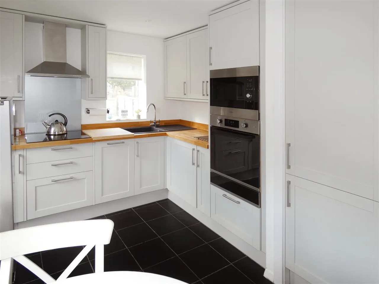 Waverley Road, Rustington, photo 5