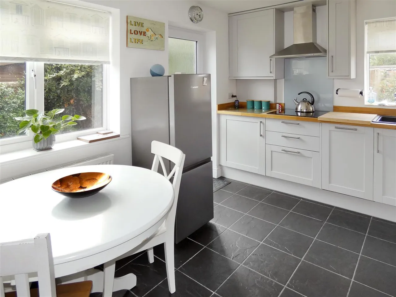 Waverley Road, Rustington, photo 4