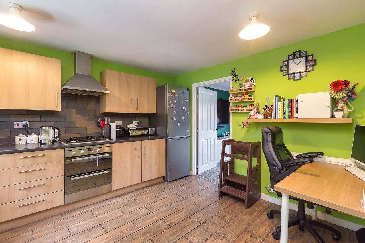 Crabtree Road, Oldham, OL1, photo 3