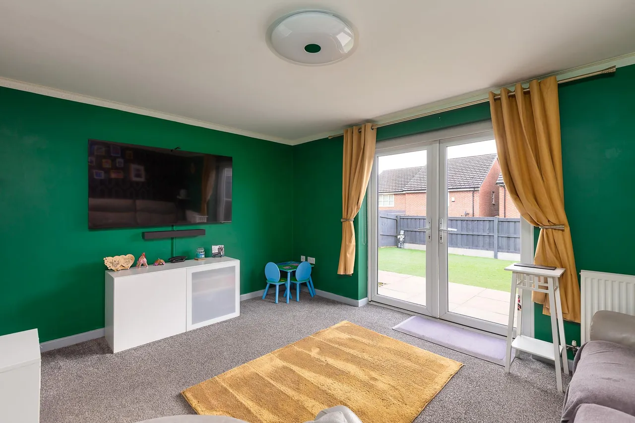 Crabtree Road, Oldham, OL1, photo 2